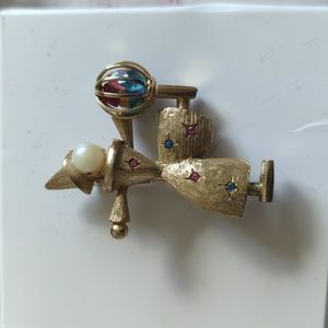 Vintage Brushed Gold Tone Clown with ball Brooch